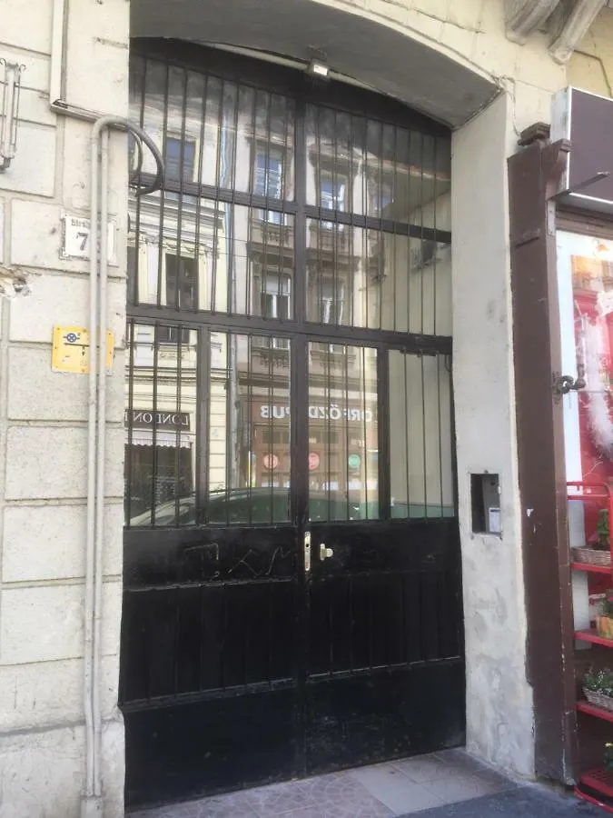 Ava'S Champagne Studio Apartment Budapest 0*,  Hungary
